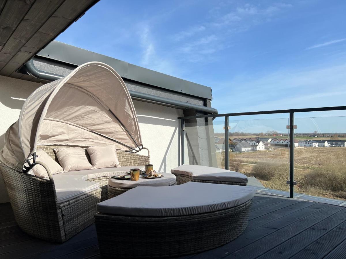 Apartament Premium Ze Zlota Wanna W Sypialni Widok Na Morze Dyskretny Taras Z Lozkiem - Baltyckie Sarbinowo 18 Εξωτερικό φωτογραφία