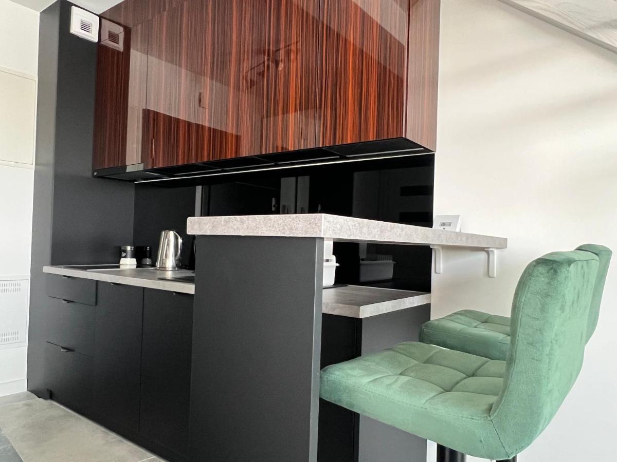 Apartament Premium Ze Zlota Wanna W Sypialni Widok Na Morze Dyskretny Taras Z Lozkiem - Baltyckie Sarbinowo 18 Εξωτερικό φωτογραφία